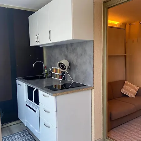 Apartamento A Maxime 20 M² Avec Piscine Partagee