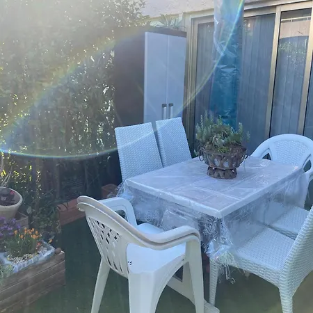 A Maxime 20 M² Avec Piscine Partagee Daire